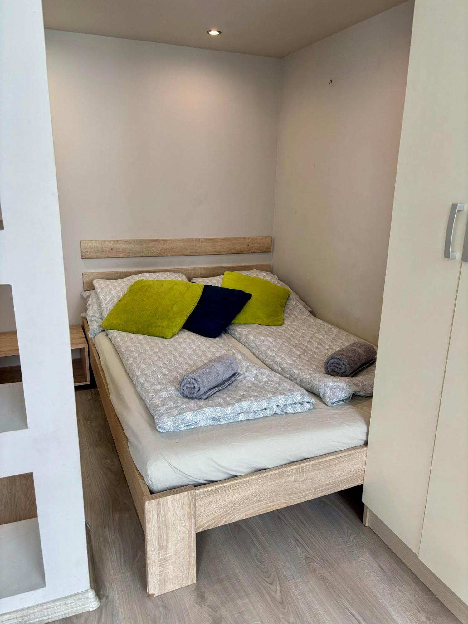 Ava Apartmán